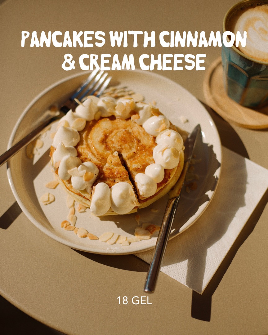 Pancakes with cinnamon and cream cheese